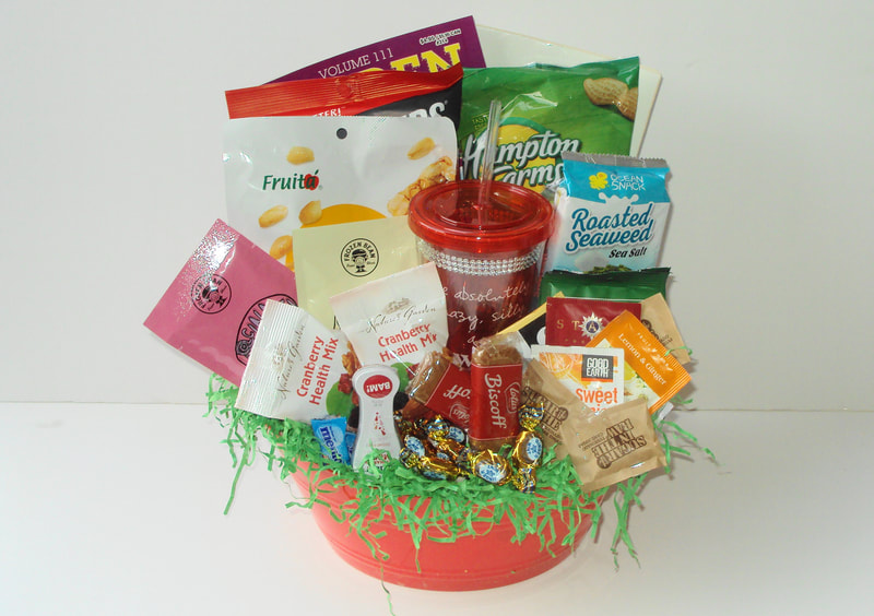 Gift basket filled with chosen food items of choice, great basket for diabetics, dialysis patience or any occasion. Great finish design basket. 